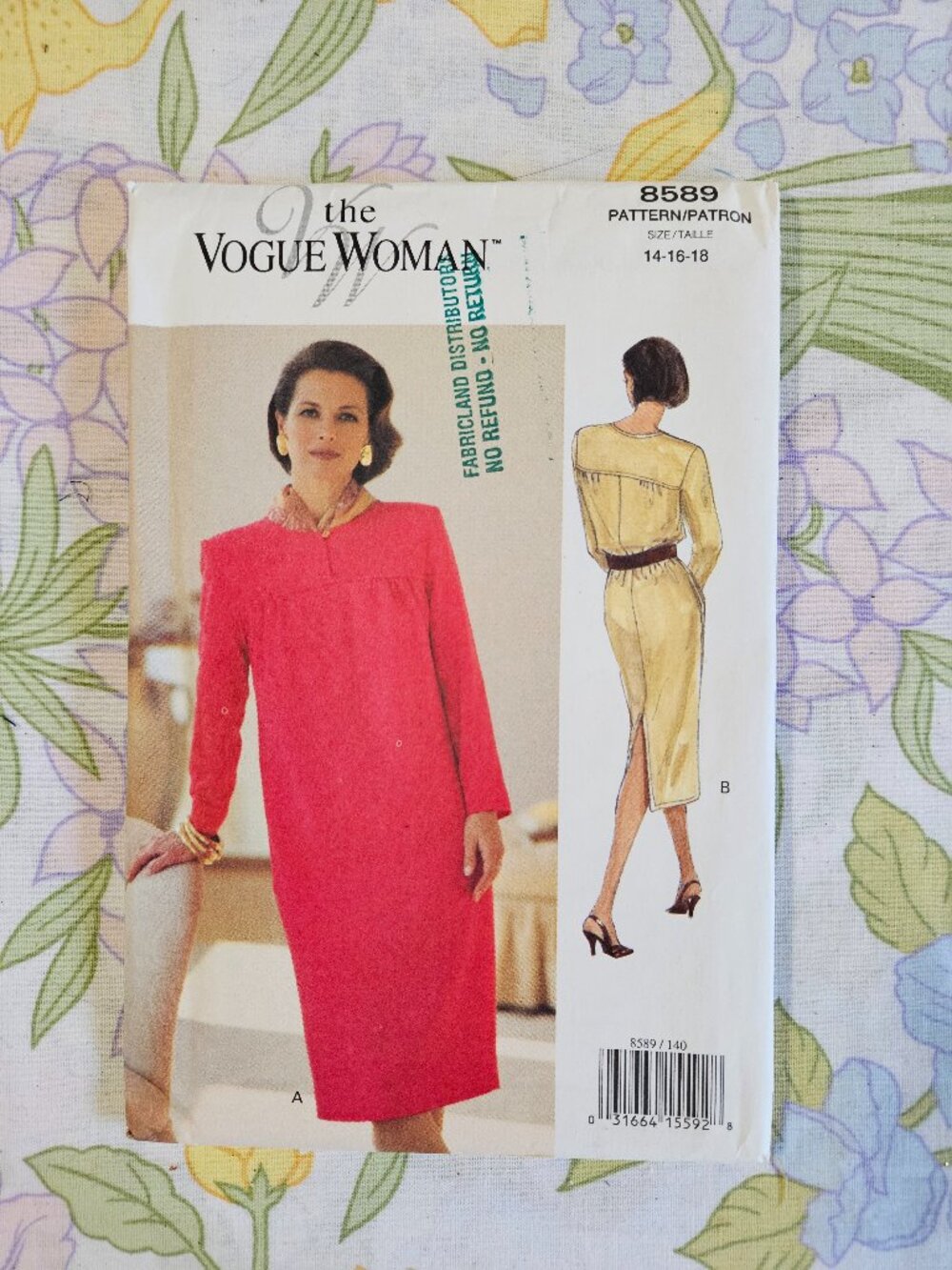 Vintage 1993 Sewing Pattern UNCUT Vogue 8589 14-16-18